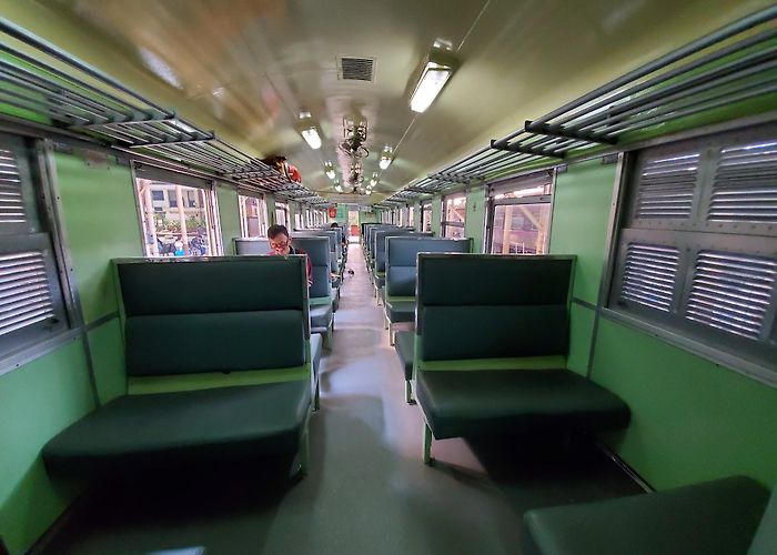 Hua Lamphong Train Station photo