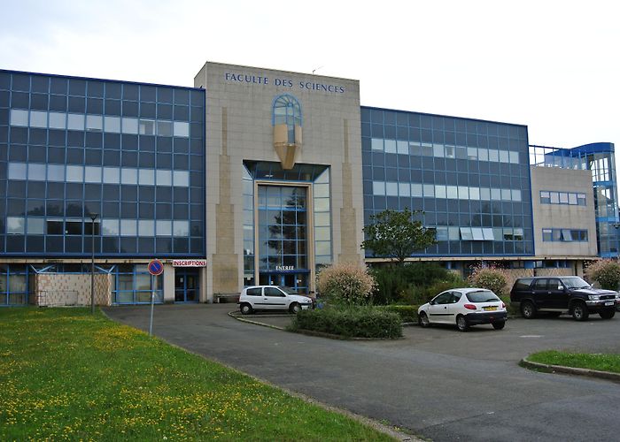 Le Mans University photo