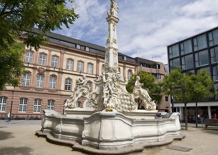 Kornmarkt Square Kornmarkt Square photo