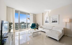 Apartmán **48Th Floor-Luxury 1Br W Icon Brickell** Miami Exterior photo