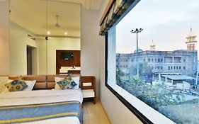 Hotel Vacation Inn With Golden Temple View Amritsar Exterior photo