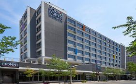 Hotel Four Points By Sheraton Windsor Downtown Exterior photo