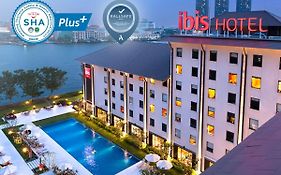 Hotel Ibis Bangkok Riverside Exterior photo