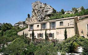 Hotel Baumaniere - Les Baux De Provence Exterior photo