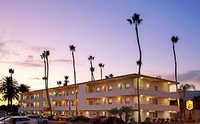 Hotel Super 8 By Wyndham Santa Barbara/Goleta Exterior photo