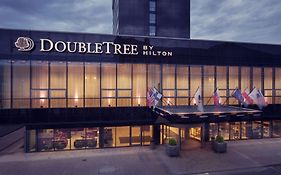 Hotel Doubletree By Hilton Košice Exterior photo