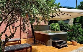 La Casa Rosa Di Segusino With Spa Jacuzzi In Garden Sequsino Exterior photo