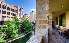 Embassy Suites San Antonio Riverwalk-Downtown Exterior photo