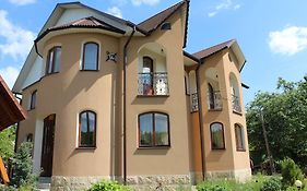 Cottage Gutsulia Jaremče Exterior photo