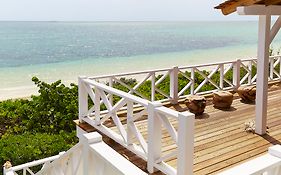 Hotel Kamalame Cay Andros Island Exterior photo