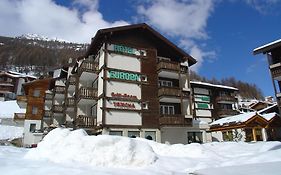 Hotel Europa Guest House Saas Fee Exterior photo