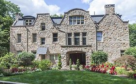 Bed and Breakfast The Mansion At Maple Heights Pittsburgh Exterior photo