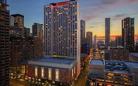 Hotel Chicago Marriott Downtown Magnificent Mile Exterior photo
