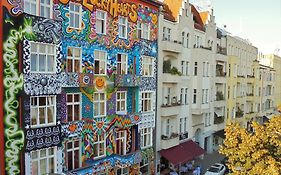 Happy Go Lucky Hotel + Hostel Berlín Exterior photo
