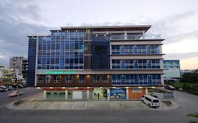Figtree Hotel Iloilo City Exterior photo