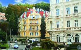 Hotel Lauretta Karlovy Vary Exterior photo