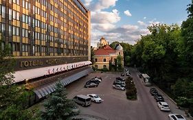 Premier Hotel Dnister Lvov Exterior photo