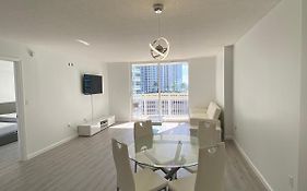 Apartmán Chic And Modern, Brickell / Miami + Free Parking Exterior photo