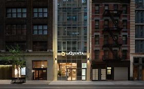 Hotel La Quinta By Wyndham Time Square South New York Exterior photo