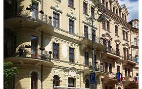 Spa Hotel Cajkovskij Karlovy Vary Exterior photo