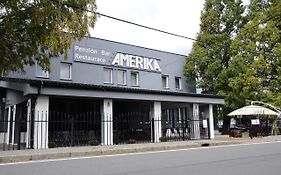 Restaurace A Hotel Amerika Havířov Exterior photo