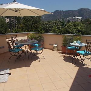 Bed and Breakfast Domus Liberty Sant'Agnello Exterior photo