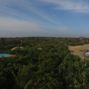 Kirinda Beach Resort, Yala Exterior photo