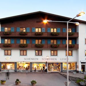 Hotel Gastehaus Obwexer Matrei in Osttirol Exterior photo