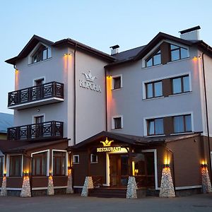 Hotel Korona Mostyska Exterior photo