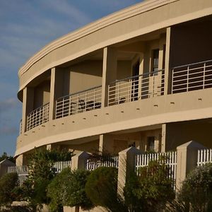 Hotel The Lookout At Whale Cove Gansbaai Exterior photo