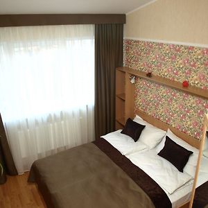 Leon Hotel Lvov Room photo