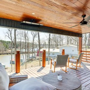 Modern Lake House Retreat With Deck On Pickwick Lake Counce Exterior photo