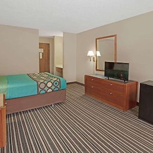 Hotel Baymont Richmond Room photo