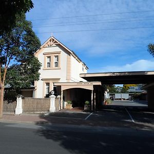 Jasper Motor Inn Adelaide Exterior photo
