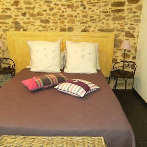 Bed and Breakfast Domaine Du Fief Aux Dames Monnieres  Exterior photo