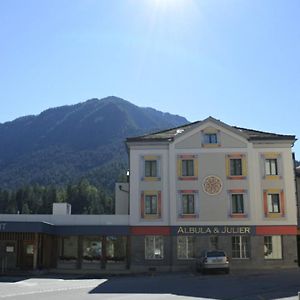 Hotel Albula & Julier Tiefencastel Exterior photo