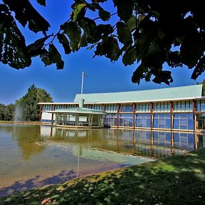Logis Des Lacs D'Halco Hagetmau Exterior photo