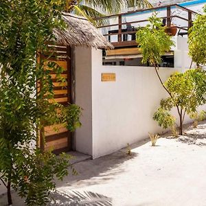 Hotel Bito'S Gh Himmafushi Exterior photo