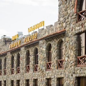 Hotel Golden Fleece Mtsʼkhetʼa Exterior photo