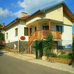 The House Of Petar Levski Berkovica Exterior photo