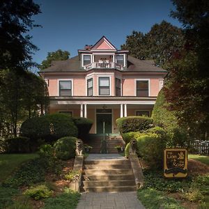 The Lion And The Rose Bed And Breakfast Asheville Exterior photo