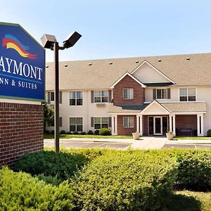 Hotel Baymont By Wyndham Wichita East Exterior photo
