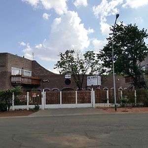 Hotel Like A Rock Bloemfontein Exterior photo