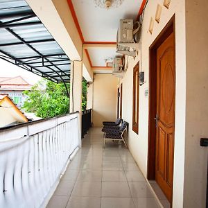 Hotel Spot On 2875 Kost Pandawa Syariah Cilacap Exterior photo