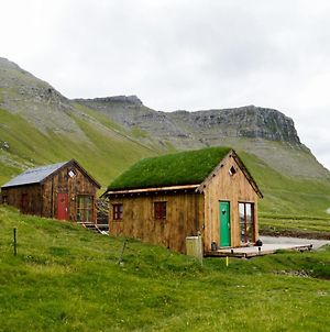 Mulafossur Cottage No 2 By Famous Waterfall In Gasadalur Exterior photo