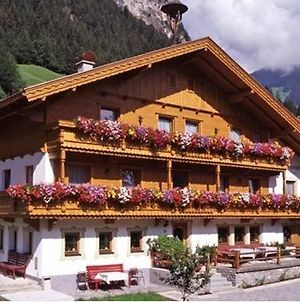 Hotel Walchenhof Mayrhofen Exterior photo