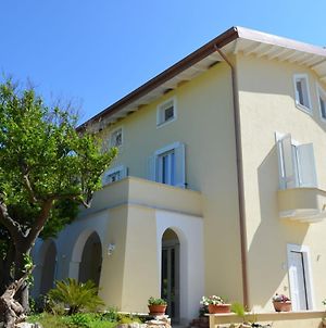 Penzion Casolare Country House Sperlonga Exterior photo