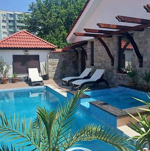 Hotel Stariya Oreh Pool & Garden Vidin Exterior photo