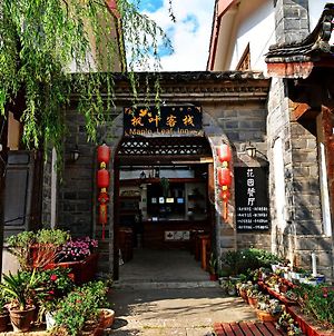 Maple Leaf Inn Li-ťiang Exterior photo