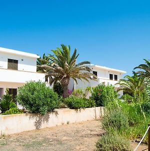 Hotel Sol Y Mar Formentera Island Exterior photo
